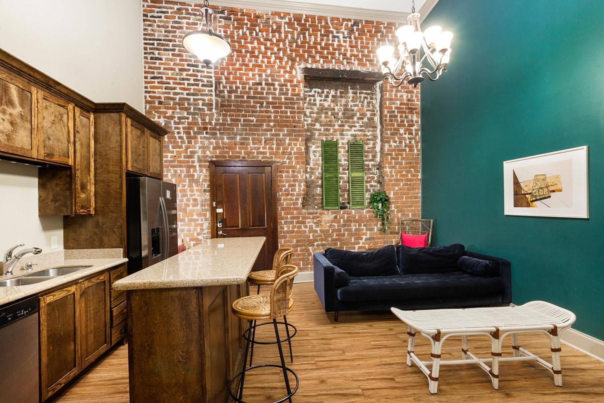 Chuck'S Place Ню Орлиънс Екстериор снимка