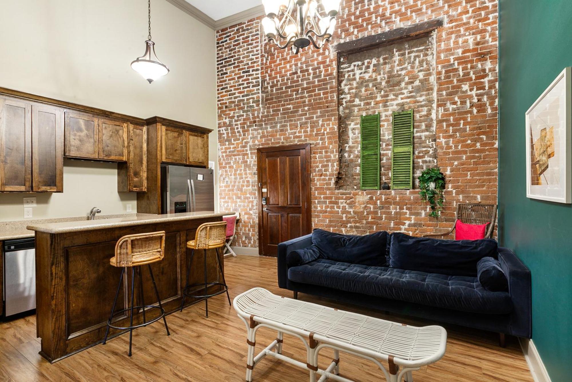 Chuck'S Place Ню Орлиънс Екстериор снимка